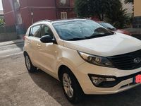 Usata Kia Carens 105 CV (77 kW) 2011 Bianco Monovolume