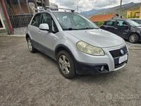 Usata Fiat Sedici Emotion 119 CV (87 kW) 2006 Argento SUV