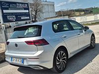 Usata VW Golf VIII Style 131 CV (96 kW) 2021 Grigio Berlina