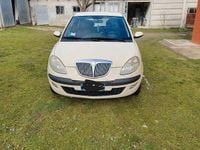 Usata Lancia Ypsilon 60 CV (44 kW) 2005 Bianco Utilitaria