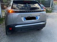 Usata Peugeot 2008 GT-line 102 CV (75 kW) 2020 Grigio SUV