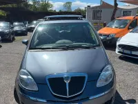Usata Lancia Musa 95 CV (69 kW) 2008 Grigio Monovolume
