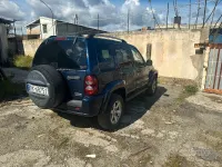 Usata Jeep Cherokee 2007 Blu SUV
