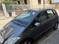Usata Mercedes A180 116 CV (85 kW) 2009 Grigio Berlina