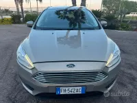 Usata Ford Focus S 120 CV (88 kW) 2017 Giallo Station wagon