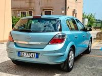 Usata Opel Astra 2009 Blu Berlina