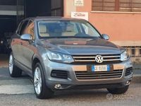 Usata VW Touareg 245 CV (180 kW) 2012 Grigio SUV