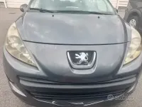 Usata Peugeot 207 73 CV (53 kW) 2009 Grigio Utilitaria