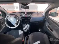 Usata Lancia Ypsilon Gold 95 CV (69 kW) 2015 Nero Utilitaria