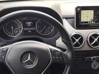 Usata Mercedes B180 109 CV (80 kW) 2013 Bianco Monovolume