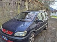 Usata Opel Zafira Elegance 101 CV (74 kW) 2002 Blu Monovolume