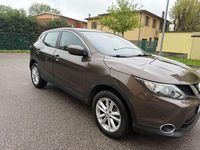 Usata Nissan Qashqai 116 CV (85 kW) 2016 Marrone SUV