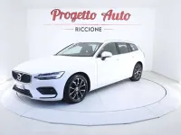 Usata Volvo V60 Business Edition 150 CV (110 kW) 2020 Bianco ghiaccio Station wagon