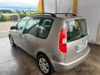 Usata Skoda Roomster 75 CV (55 kW) 2011 Monovolume