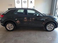 Usata VW T-Roc Style 110 CV (80 kW) 2022 Grigio SUV