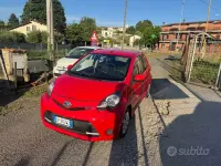 Usata Toyota Aygo Lounge 68 CV (50 kW) 2012 Rosso Utilitaria