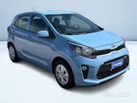 Usata Kia Picanto 67 CV (49 kW) 2018 Azzurro metallizzato Utilitaria