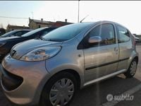 Usata Peugeot 107 54 CV (39 kW) 2007 Grigio Utilitaria
