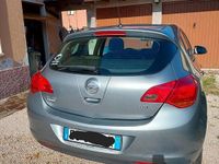 Usata Opel Astra 110 CV (80 kW) 2010 Grigio Berlina