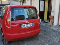 Usata Skoda Roomster 105 CV (77 kW) 2009 Rosso Monovolume