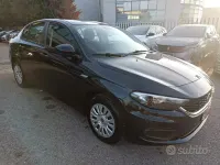 Usata Fiat Tipo Lounge 95 CV (69 kW) 2018 Blu Berlina