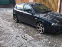 Usata Alfa Romeo 147 120 CV (88 kW) 2006 Nero Utilitaria