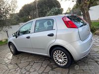 Usata Fiat Grande Punto 69 CV (50 kW) 2013 Grigio Utilitaria