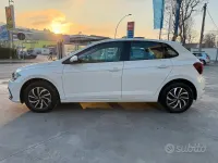 Używany VW Polo Life 95 KM (69 kW) 2024 Biały Hatchback