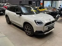 Usata Mini Countryman Favoured 204 CV (150 kW) 2024 Bianco SUV