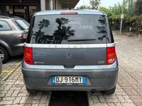Occasion Peugeot 1007 68 PK (50 kW) 2007 Grijs MPV