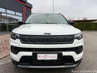 Usata Jeep Compass 131 CV (96 kW) 2024 Alpin white con tetto nero SUV
