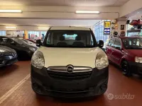 Usata Opel Combo 120 CV (88 kW) 2014 Bianco Monovolume