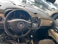Usata Dacia Lodgy 80 CV (58 kW) 2015 Bianco Monovolume