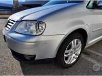 Usata VW Touran 136 CV (100 kW) 2005 Grigio Monovolume