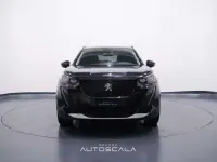 Usata Peugeot e-2008 Allure 56 kW (77 CV) 2021 Nero perla SUV