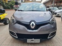Usata Renault Captur Intens 110 CV (80 kW) 2015 Grigio SUV