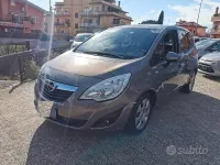 Usata Opel Meriva Cosmo 95 CV (69 kW) 2011 Grigio Monovolume
