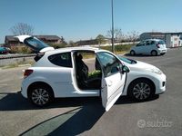 Usata Peugeot 207 75 CV (55 kW) 2012 Bianco Berlina
