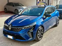 Usata Renault Clio V Techno 90 CV (66 kW) 2025 Blu Berlina