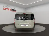 Begagnad Ford Tourneo Active 126 HK (92 kW) 2025 Grå Van
