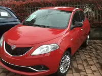 Usata Lancia Ypsilon 69 CV (50 kW) 2018 Utilitaria