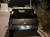 Usata Opel Corsa 100 CV (73 kW) 2004 Berlina