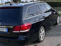 Usata Mercedes E200 Premium 136 CV (100 kW) 2014 Nero Station wagon