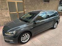 Usata VW Golf VIII Business 131 CV (96 kW) 2020 Grigio Station wagon