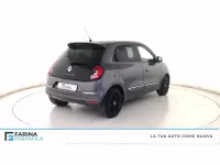 Usata Renault Twingo Urban Night 65 CV (47 kW) 2022 Grigio scuro Utilitaria