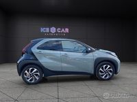 Usata Toyota Aygo X Trend 72 CV (52 kW) 2025 Grigio SUV