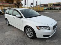 Usata Volvo V50 115 CV (84 kW) 2010 Bianco Station wagon