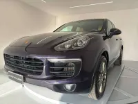 Usata Porsche Cayenne 250 CV (183 kW) 2017 Blu/azzurro SUV