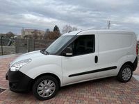 Usata Opel Combo 120 CV (88 kW) 2016 Monovolume