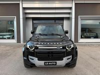 Usata Land Rover Defender SE 200 CV (147 kW) 2024 Nero SUV